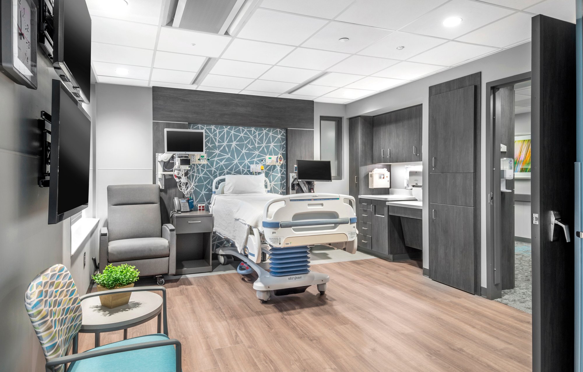 CherokeeRegionalMedicalCenter22-0047_PatientRoom2